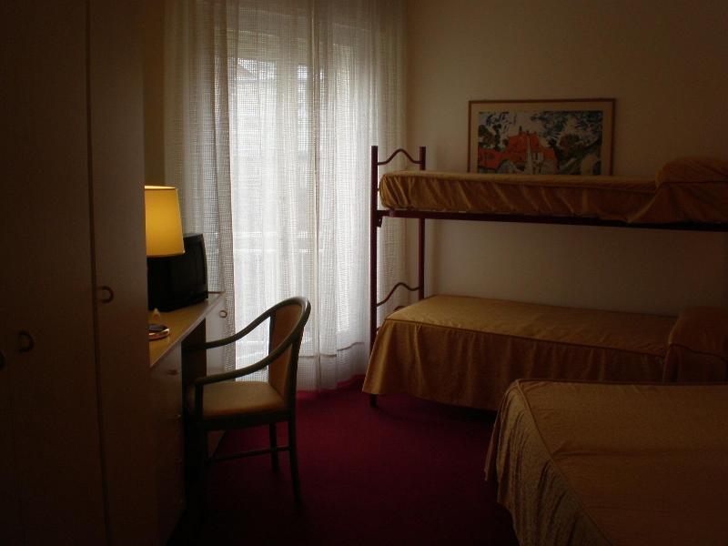 לידו די ג'סולו Hotel Majestic מראה חיצוני תמונה