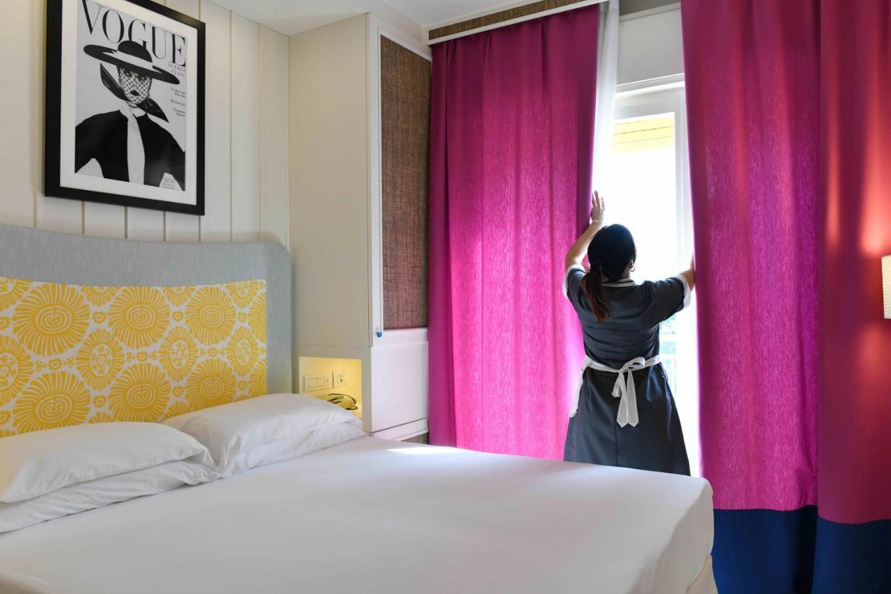 לידו די ג'סולו Hotel Majestic מראה חיצוני תמונה