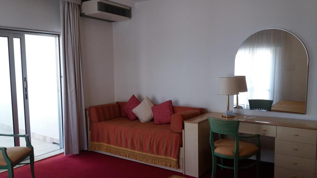 לידו די ג'סולו Hotel Majestic מראה חיצוני תמונה